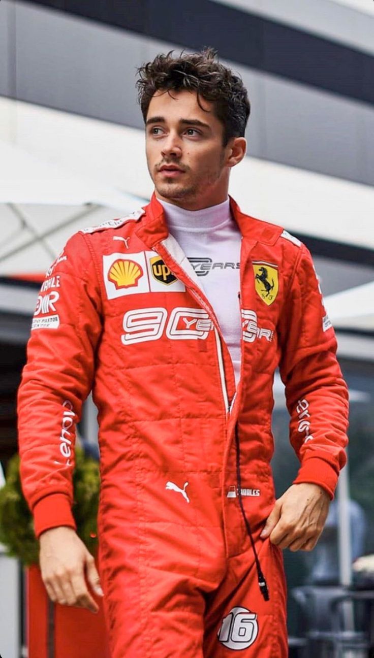 Scuderia Ferrari Suit 2019