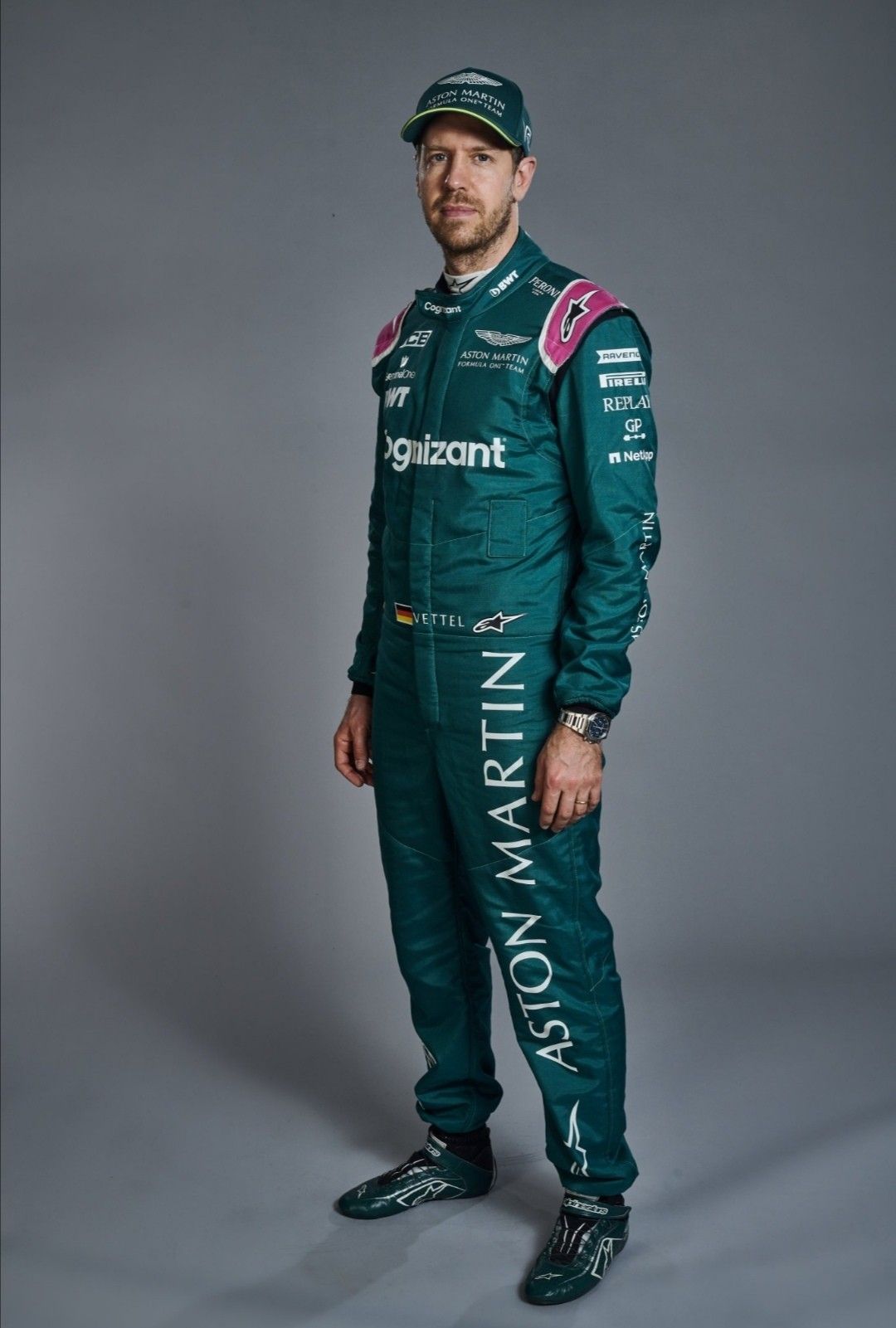 Aston Martin Aramco Suit 2022 edition